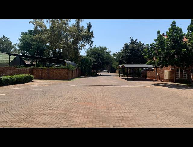 2 BEDROOM SECTIONAL TITLE FOR SALE IN CLARINA